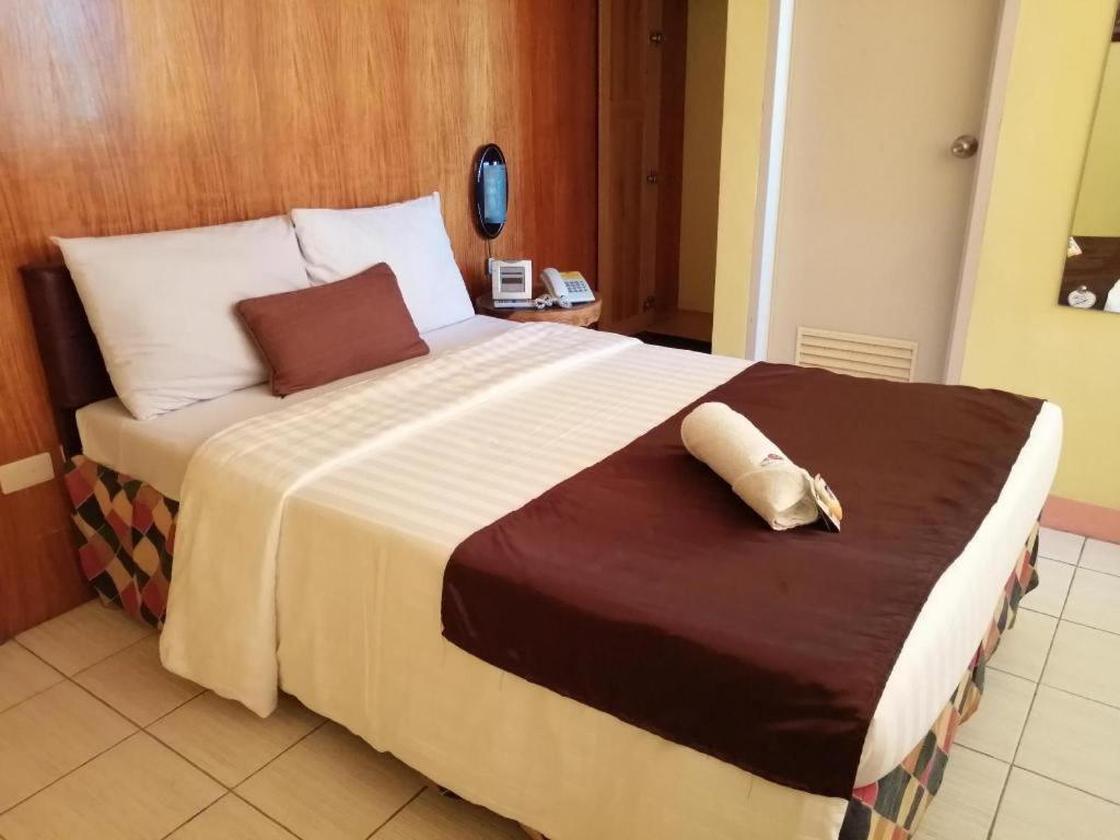 Hotel Asuncion Laoag Zewnętrze zdjęcie