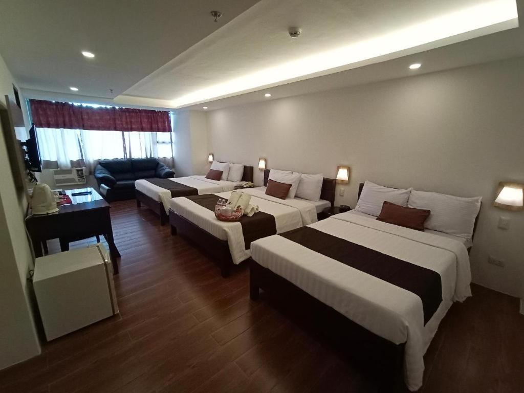 Hotel Asuncion Laoag Zewnętrze zdjęcie
