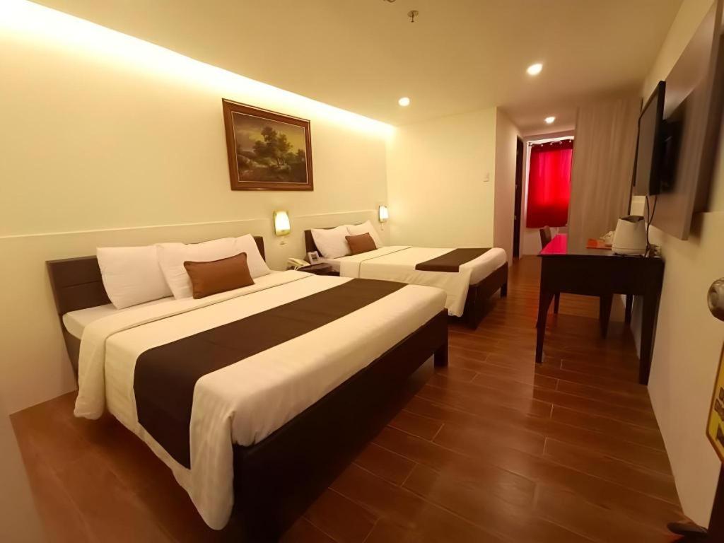 Hotel Asuncion Laoag Zewnętrze zdjęcie