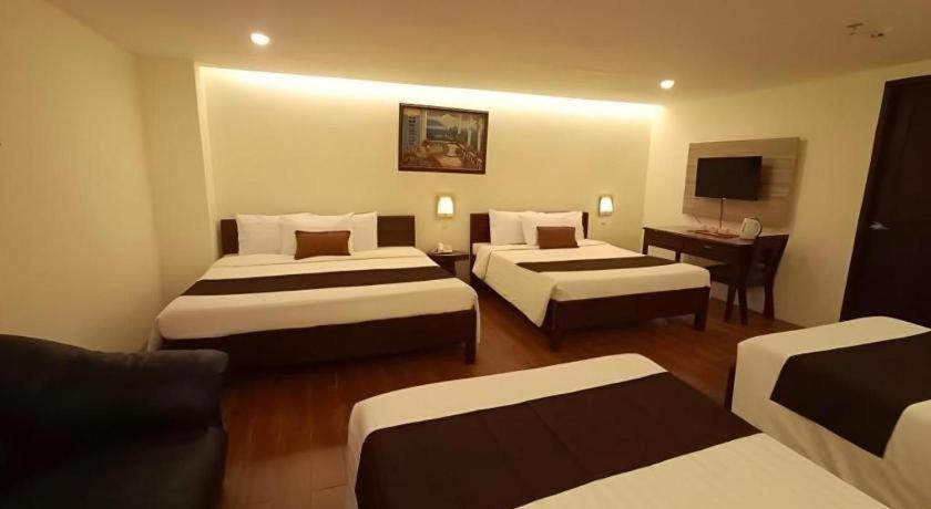 Hotel Asuncion Laoag Zewnętrze zdjęcie